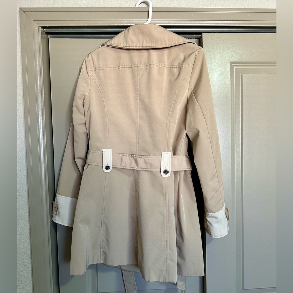 Nautica Classic Tan Trench Coat - Picture 4 of 9